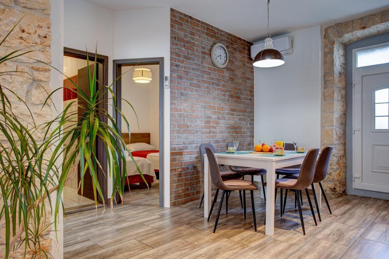 Apartment Laura With Terrace Vodnjan Εξωτερικό φωτογραφία