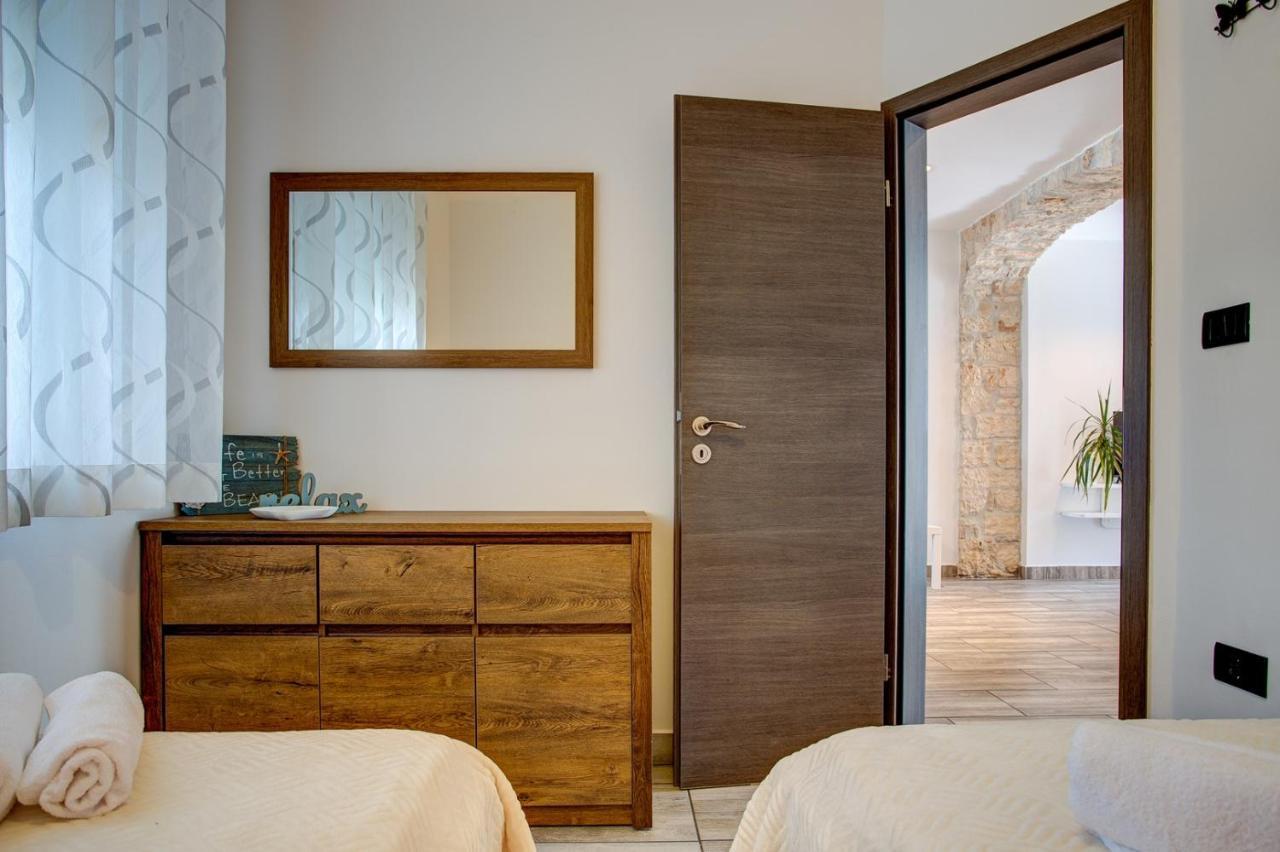 Apartment Laura With Terrace Vodnjan Εξωτερικό φωτογραφία