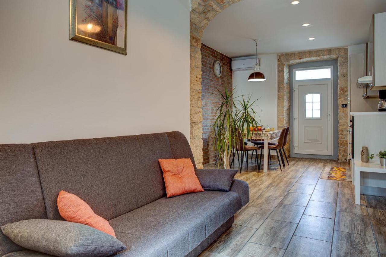 Apartment Laura With Terrace Vodnjan Εξωτερικό φωτογραφία